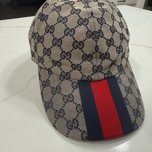 GUCCI GG Canvas Baseball Hat w/ Web – Blue – Size M – Authentic